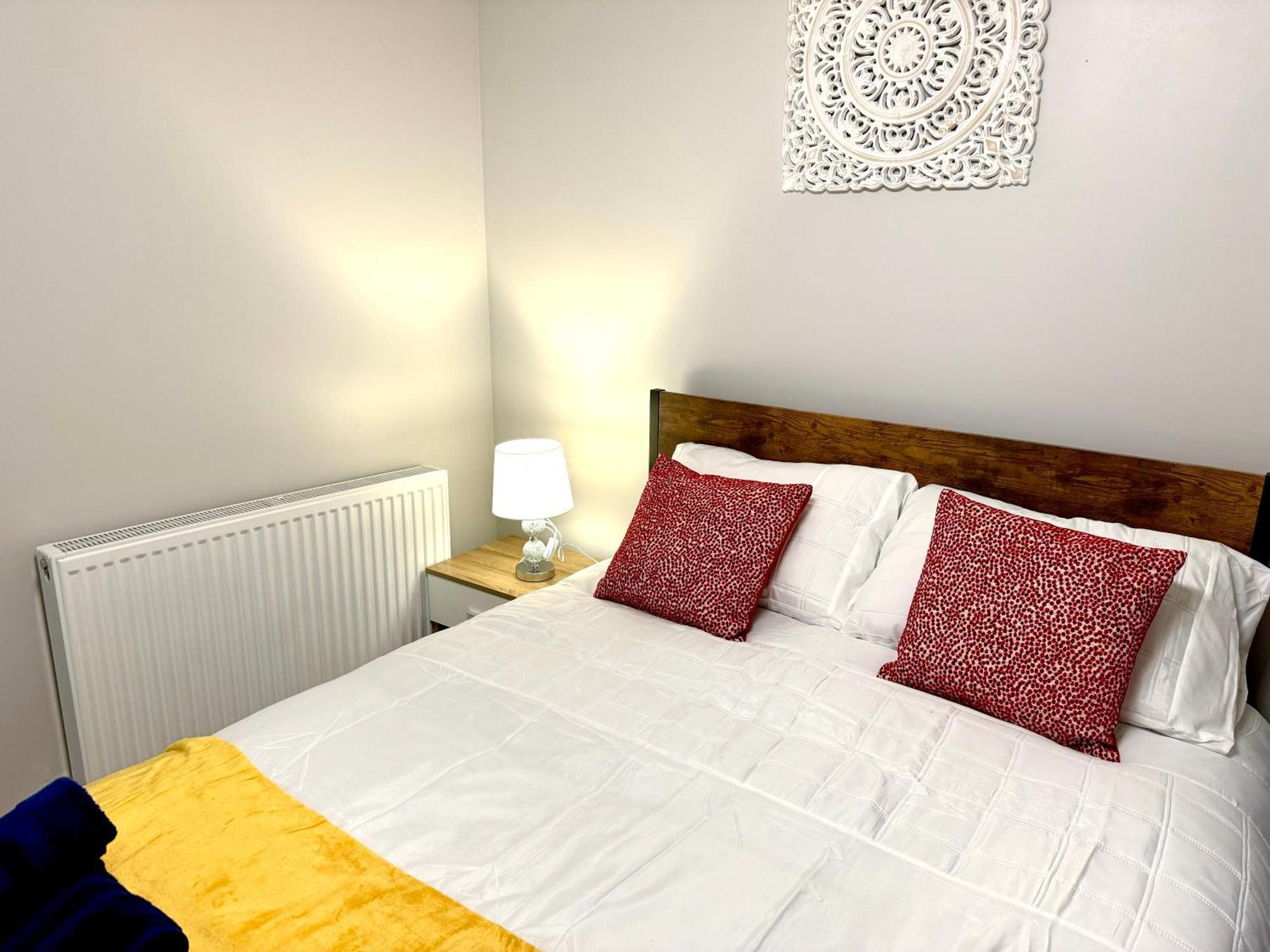 Comfy Studio Flat And Workspace Near Ashton-U-Lyne Station Stalybridge Extérieur photo