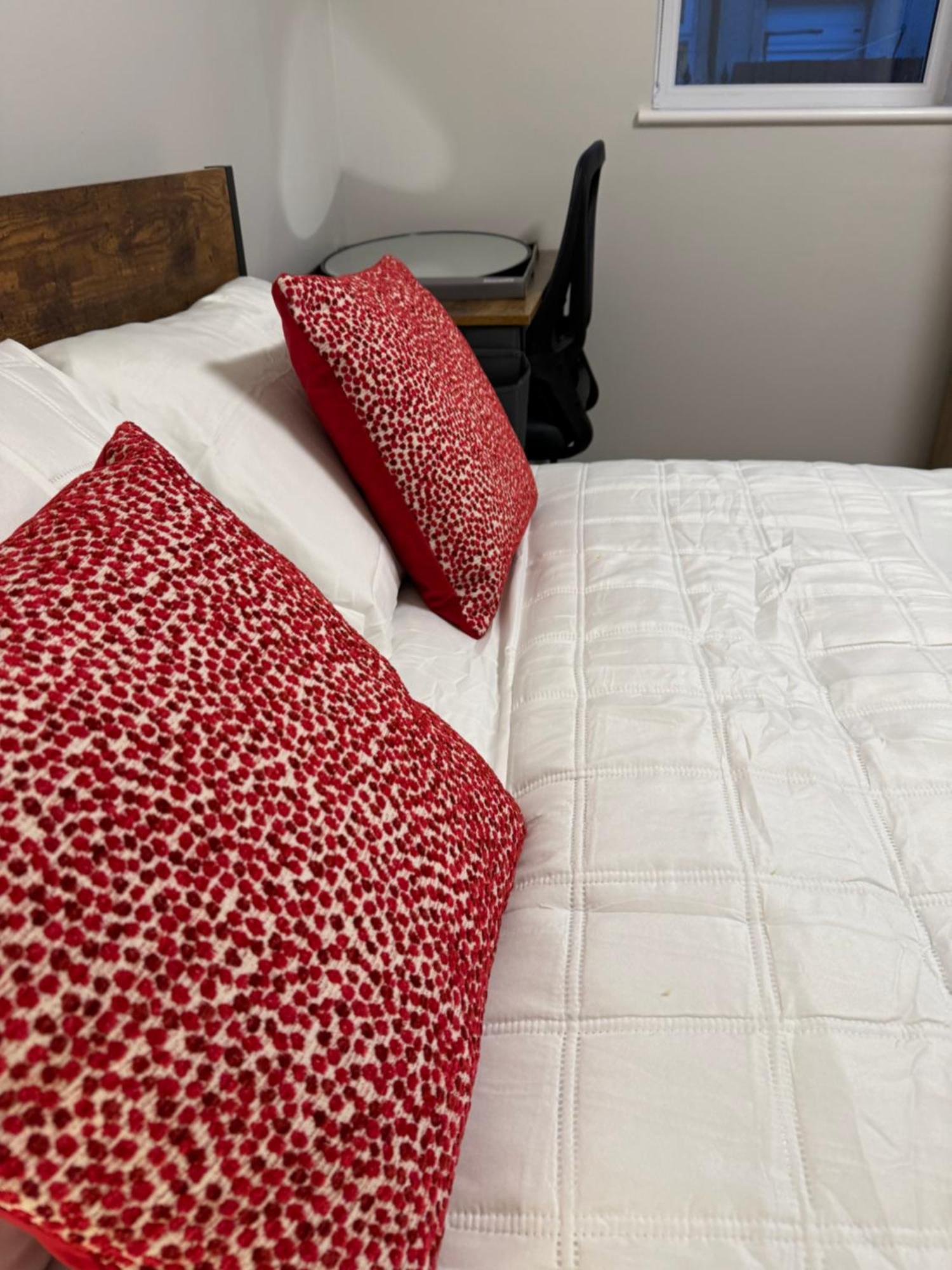 Comfy Studio Flat And Workspace Near Ashton-U-Lyne Station Stalybridge Extérieur photo