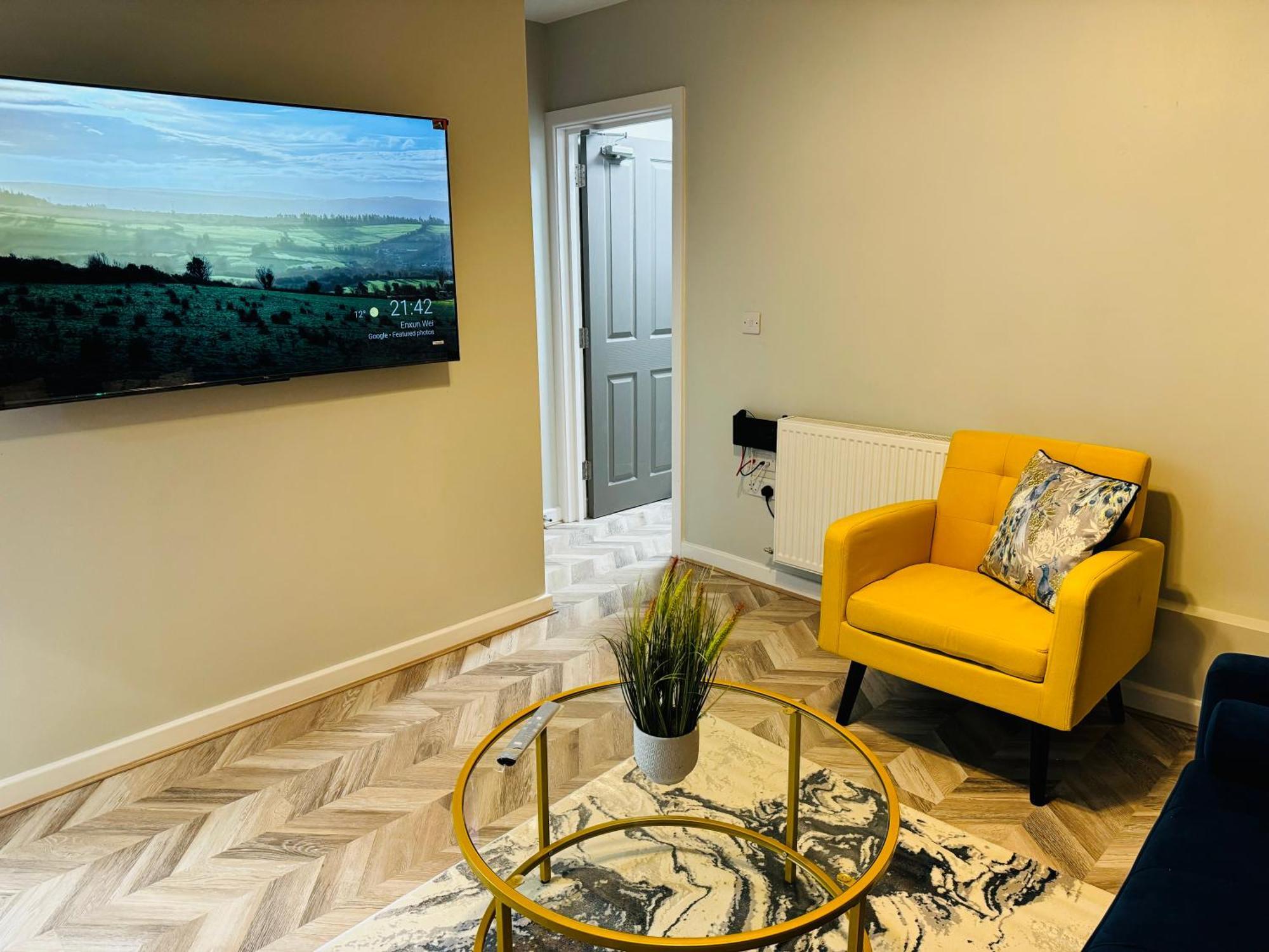 Comfy Studio Flat And Workspace Near Ashton-U-Lyne Station Stalybridge Extérieur photo