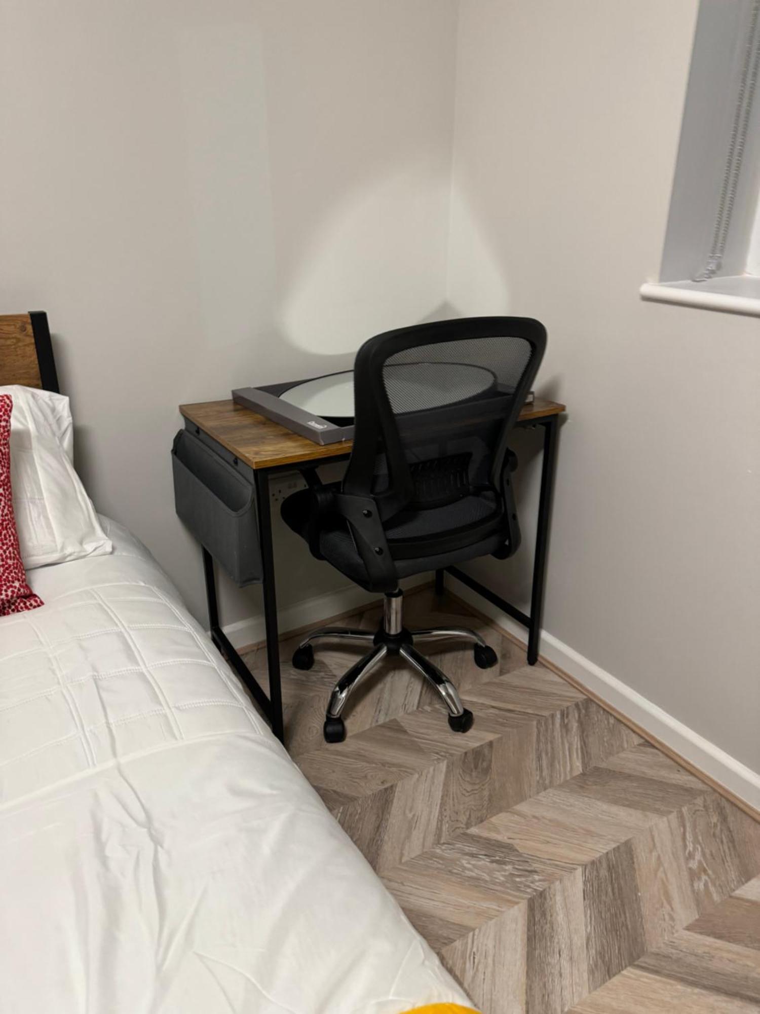 Comfy Studio Flat And Workspace Near Ashton-U-Lyne Station Stalybridge Extérieur photo